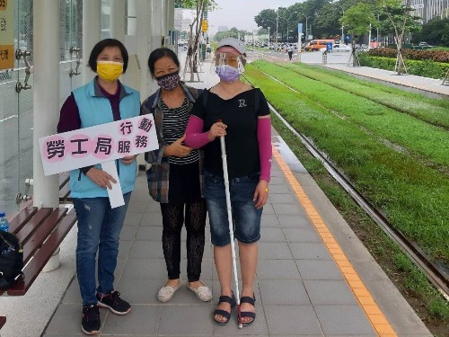 高雄高年級志工共享助人喜悅