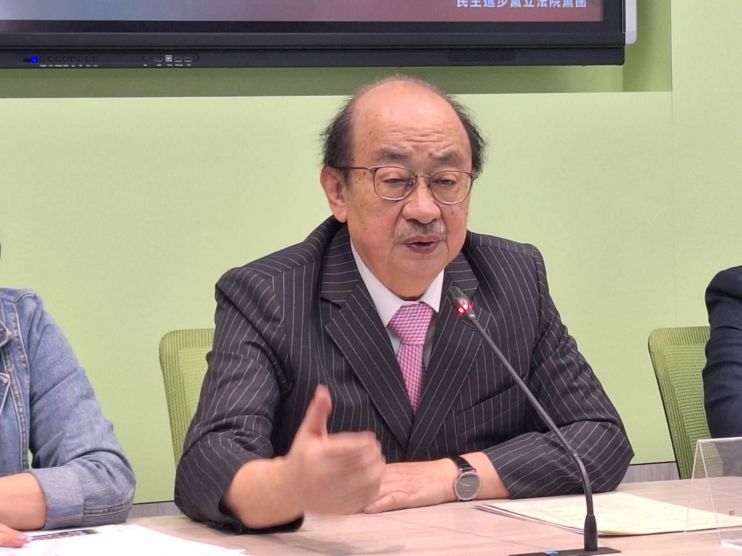 公督盟直指柯建銘的發言「老天有眼發生大地震」無法救台灣的民主 是在傷害台灣人民對民主的信任