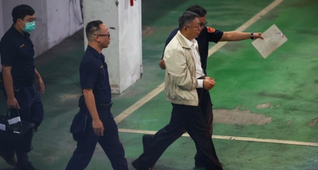 台北市前市長柯文哲涉京華城案再度被羈押，法院認定涉貪情節重大