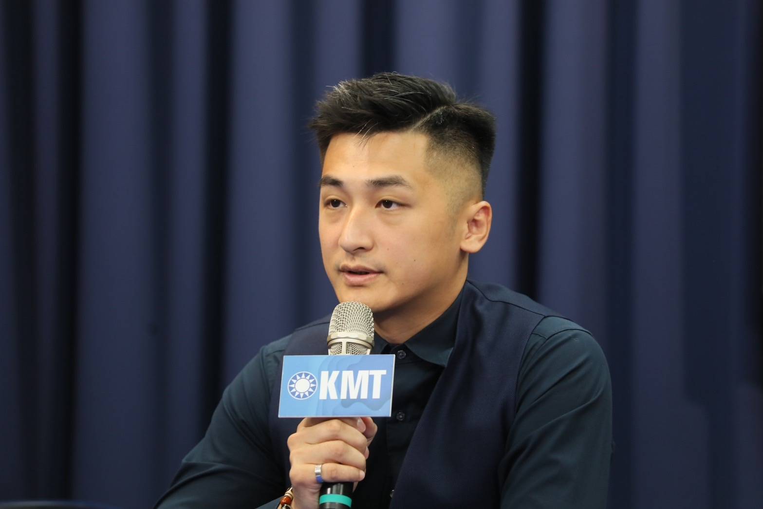基隆政局風波：藍營呼籲拒絕罷免，揭露林右昌五大爭議案