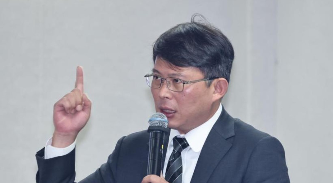 民眾黨主席柯文哲延押風波 黃國昌痛批：司法雙標損害民主法治