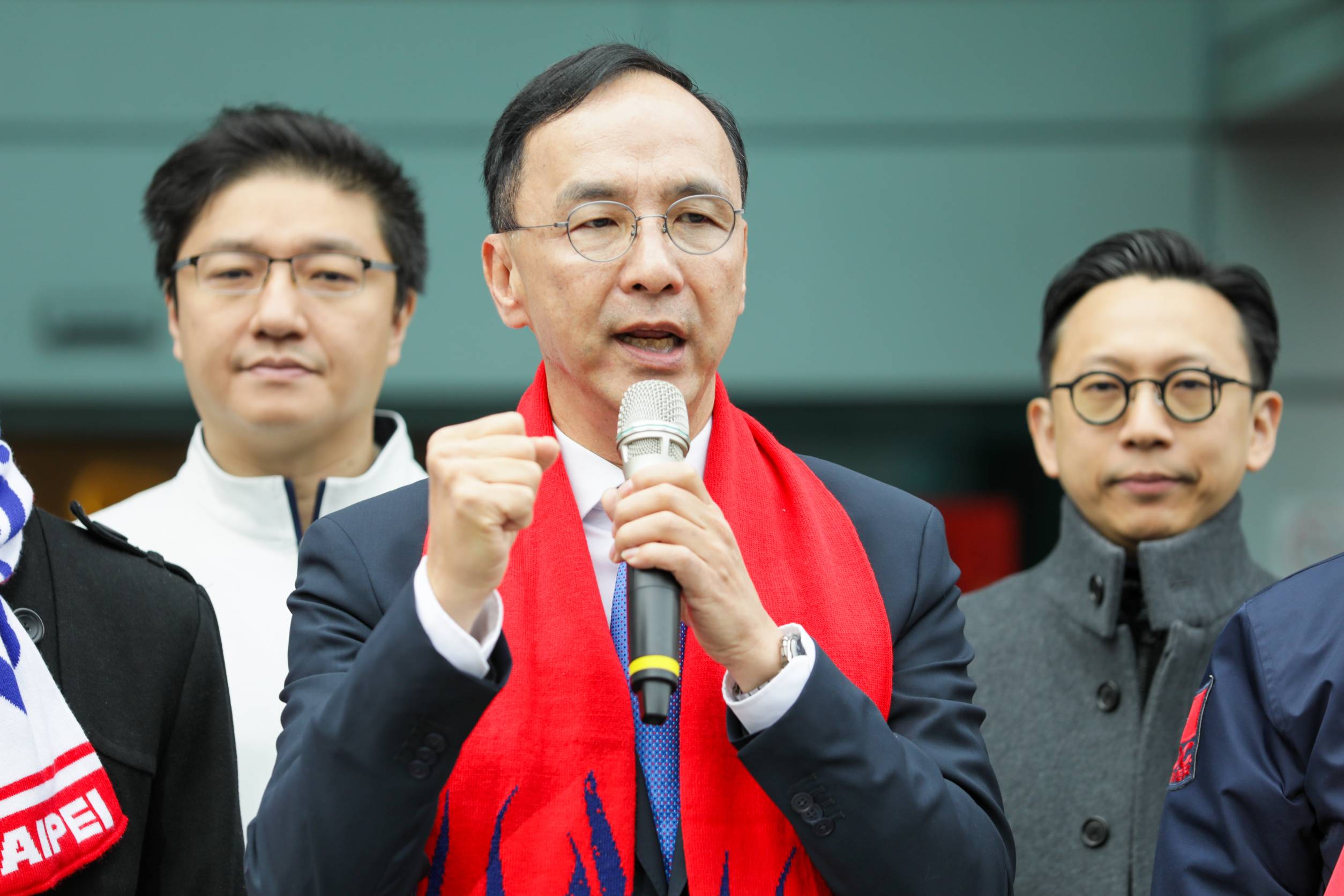 國民黨元旦升旗活動 朱立倫期許2025成為「和」之年