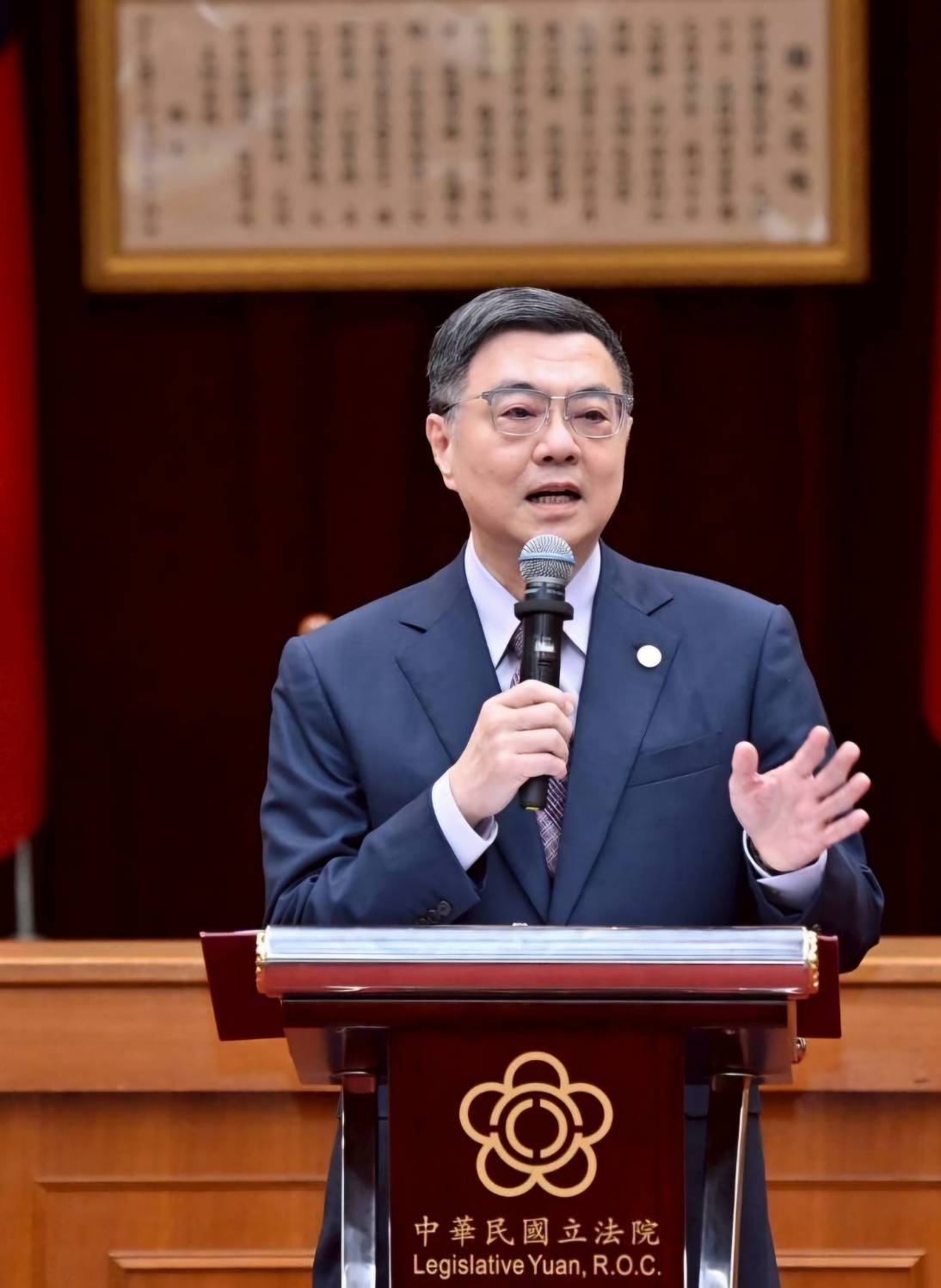 卓榮泰出席厚生會會長交接典禮 呼籲行政立法攜手打造健康臺灣