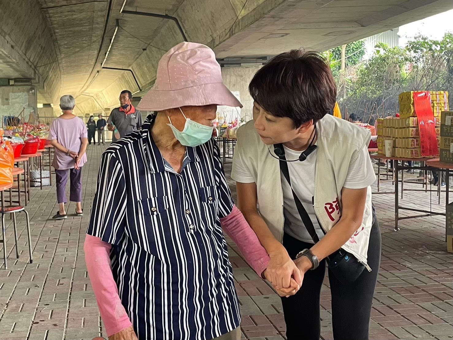 【台南敬老卡未納計程車補貼】陳亭妃聯合七議員籲市府儘速補上長者交通缺口