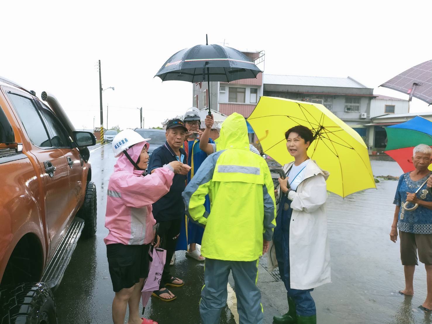菁寮豪雨成災 陳亭妃率隊勘災啟動多項緊急應變行動