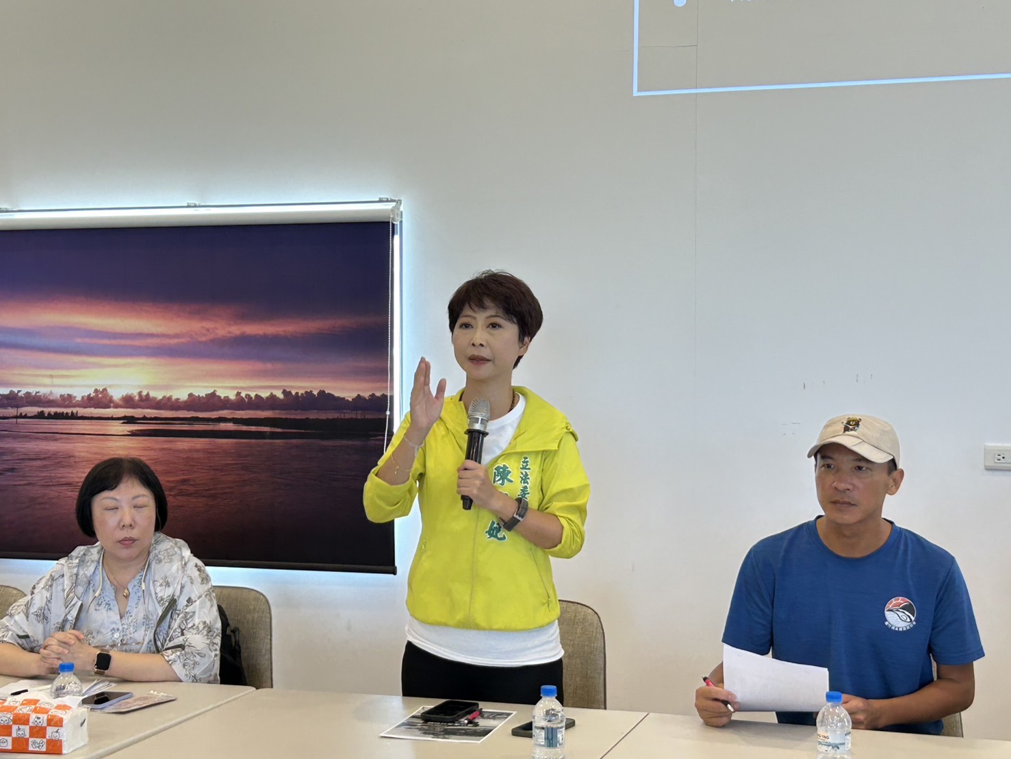 「災後養蚵產業重創 陳亭妃籲2月內修法輔導蚵農合法化 加速補助與重建」