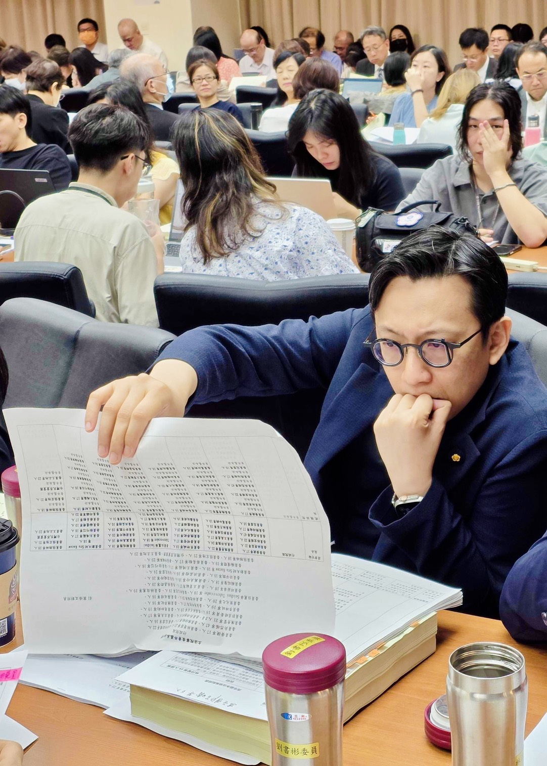 AI內閣2.0首日惹議　葛如鈞痛批《AI基本法》草案「換湯不換藥」