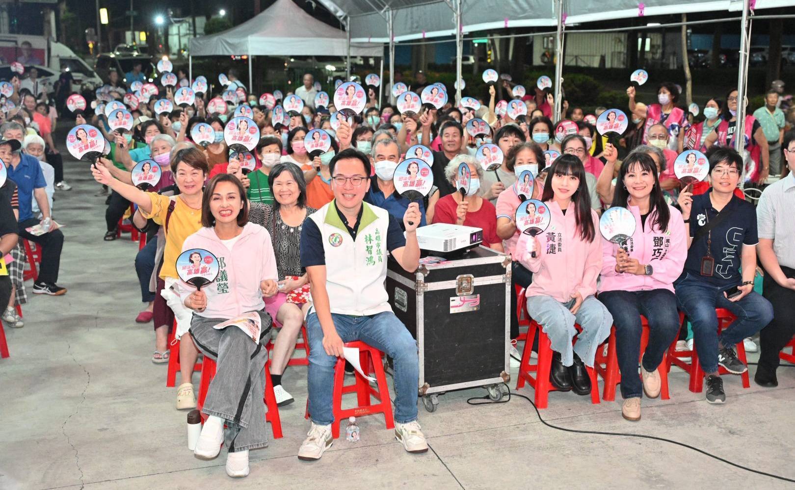 三天兩場鳳山爆滿！邱議瑩展現決戰南高雄驚人爆發力