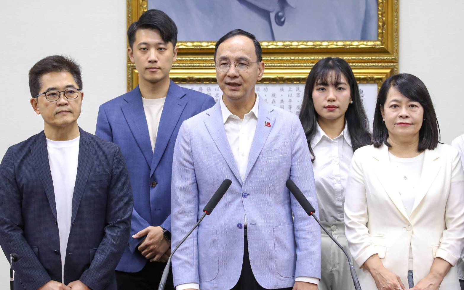朱立倫卸任前感性道別：永遠是國民黨志工 盼新主席帶領黨更強