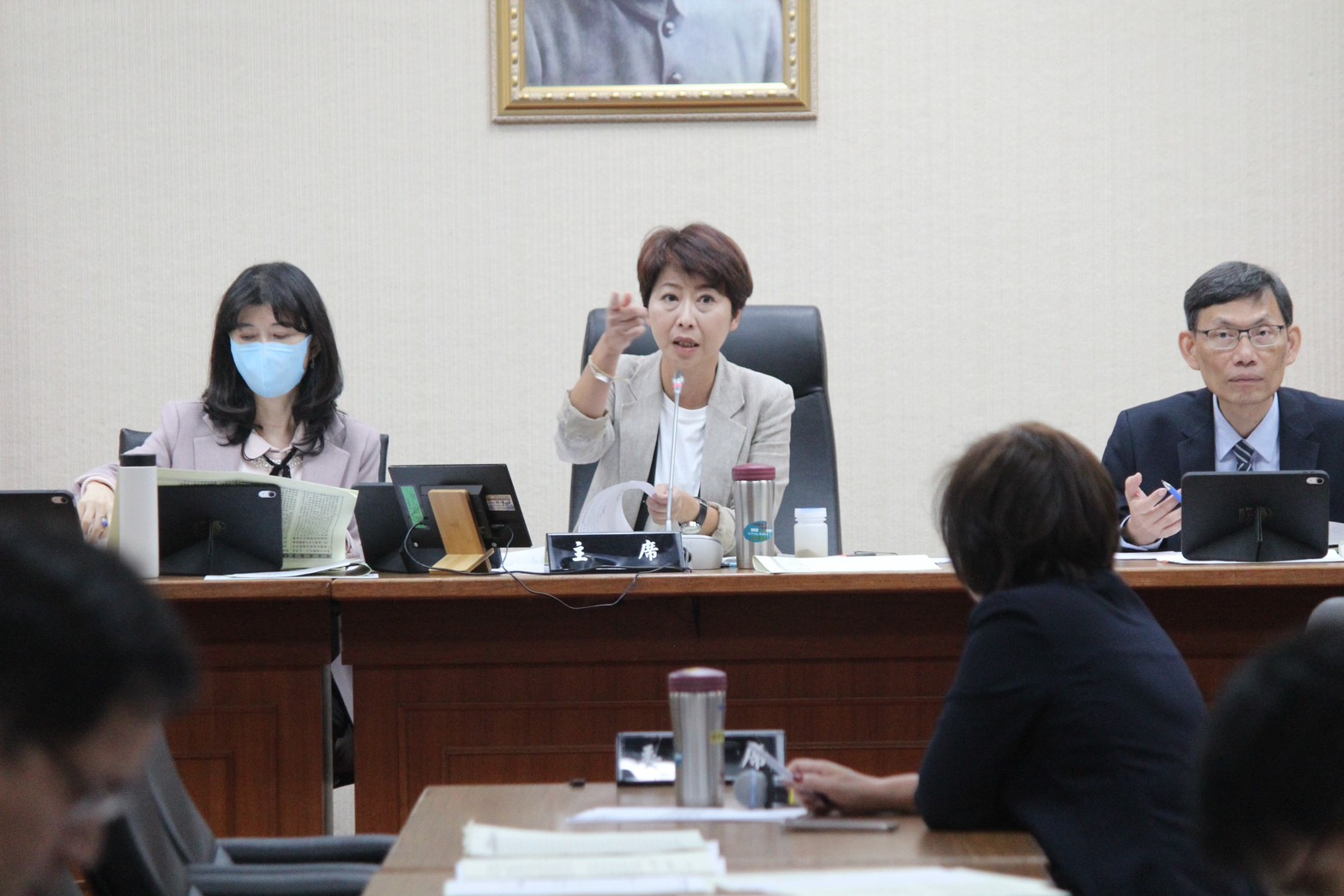 陳亭妃推動《企業併購法》修法　強化中小企業整合競爭力迎戰國際挑戰
