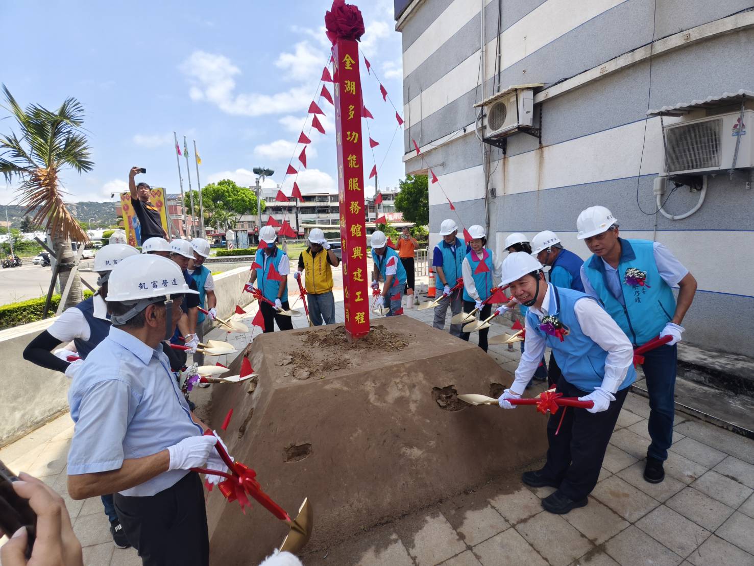陳福海主持金湖多功能服務館開工　承諾爭取增建二樓 滿足武德新莊社區需求